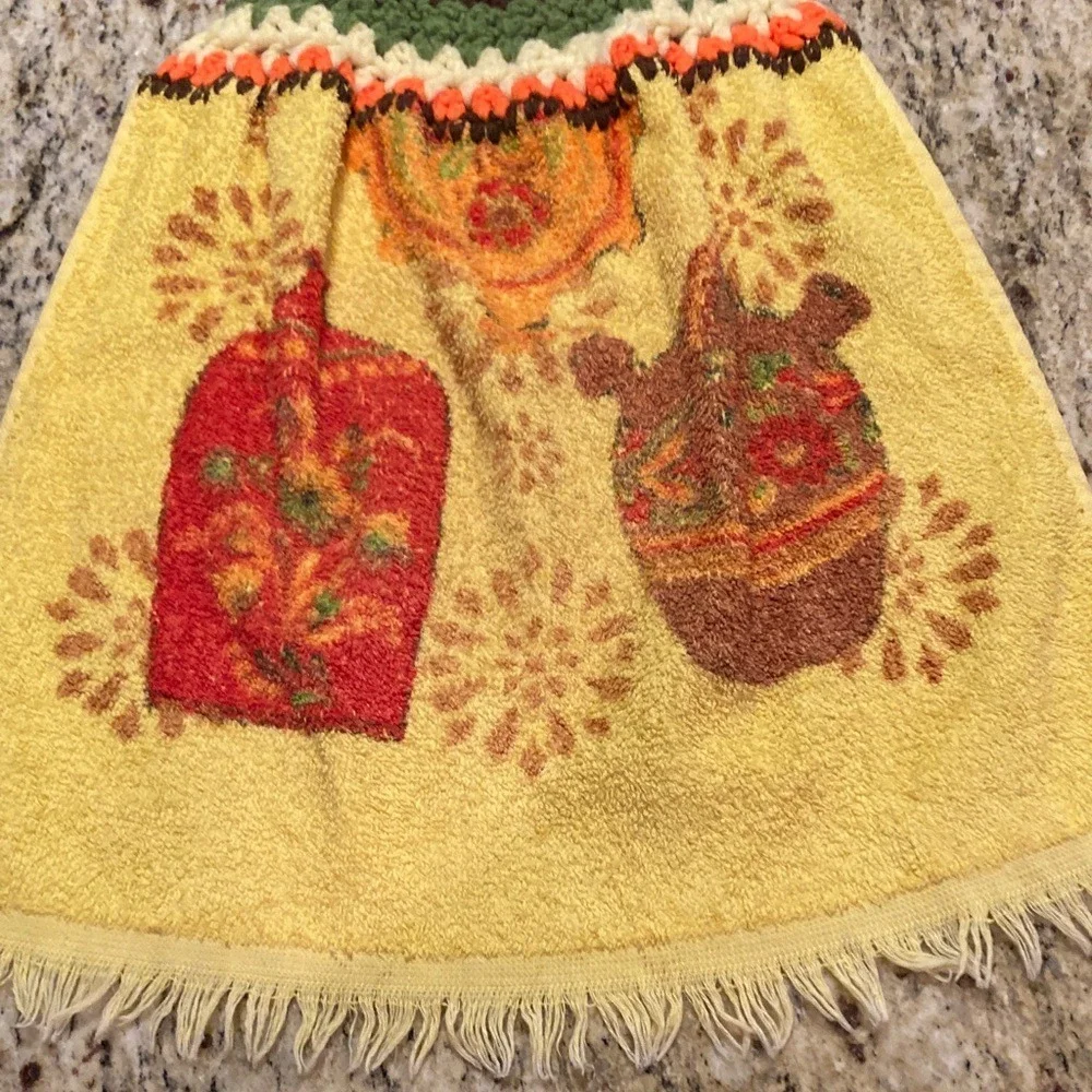 VTG Cannon Colorful Kitchen Towel Set Floral Designs 1 Pot Holder Orange Yellow‎